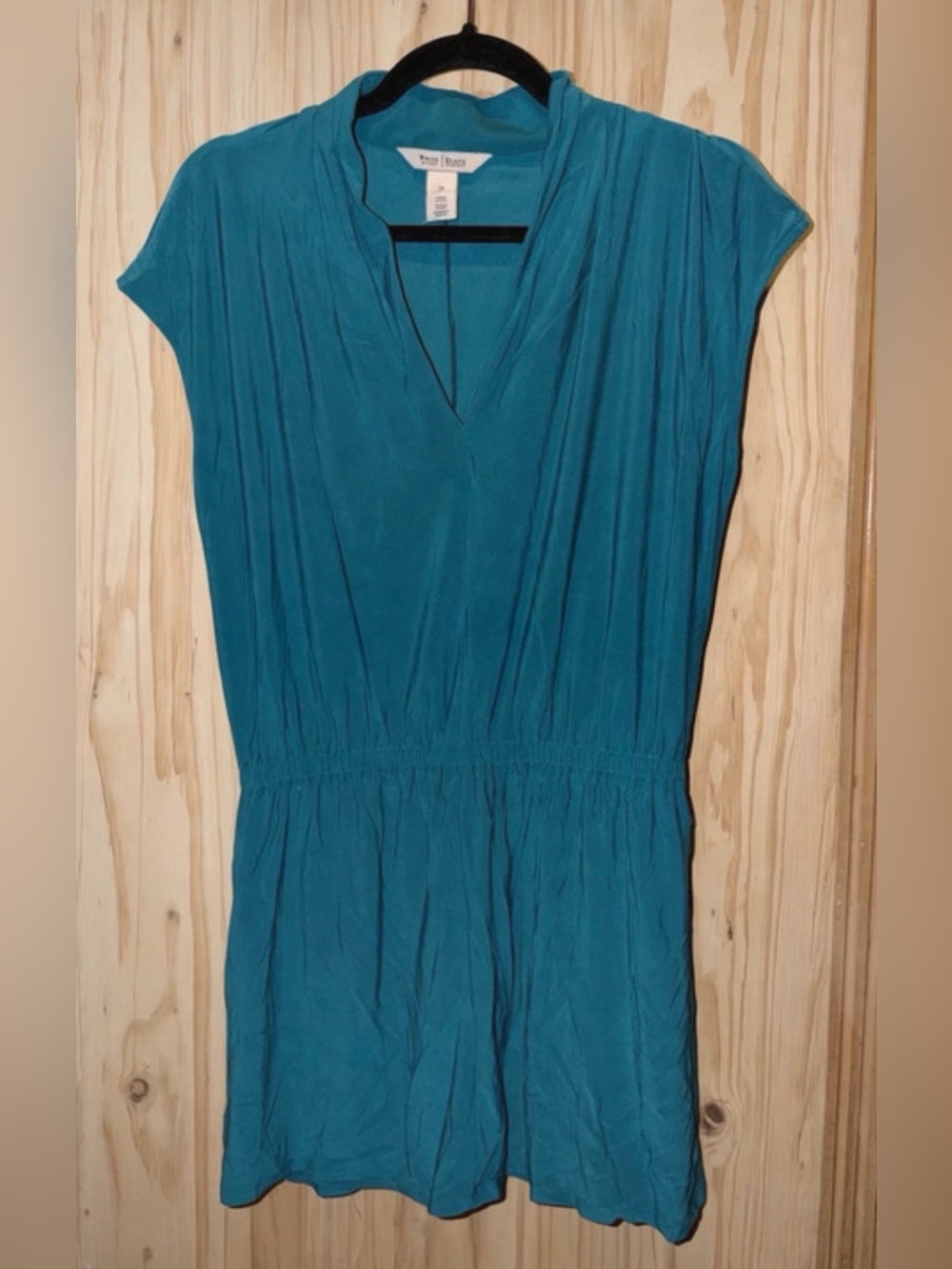 White House Black Market top draped collar medium